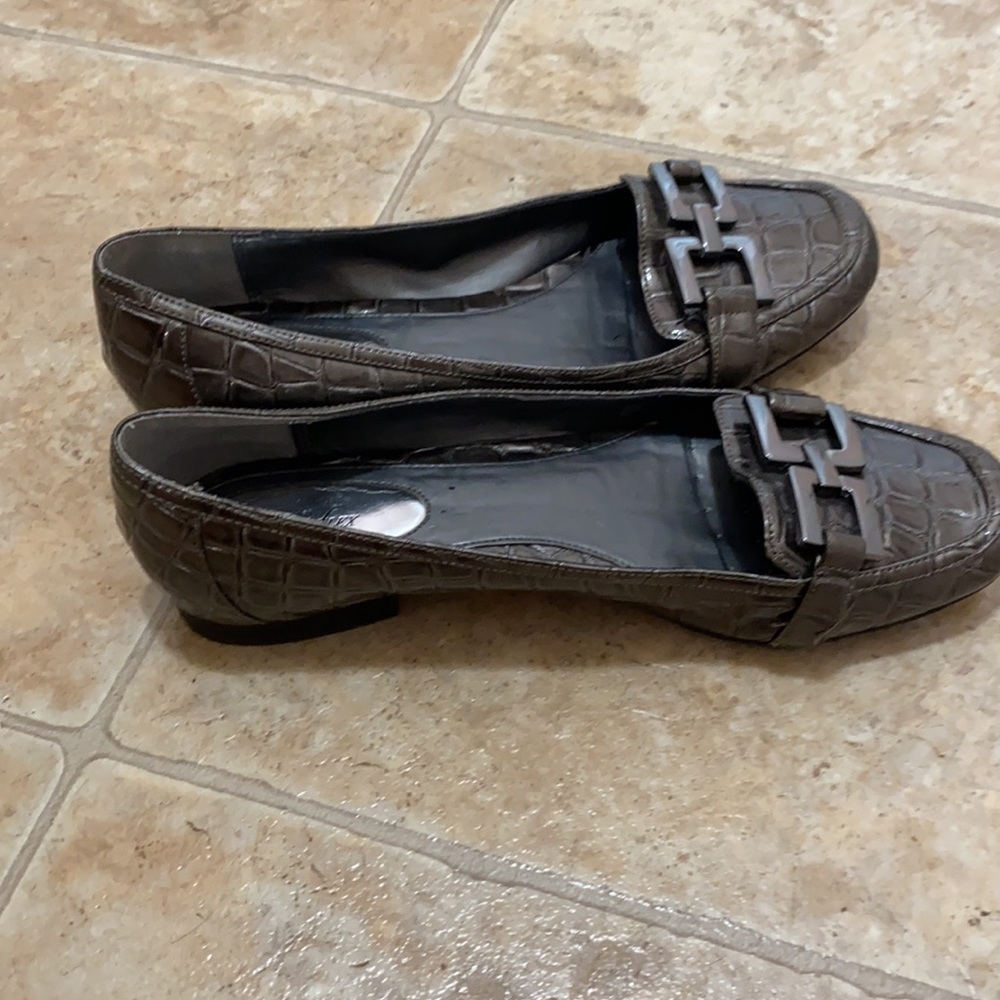 Alfani step n flex flats